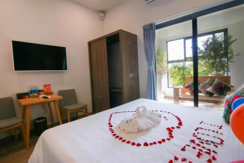 Double room (phòng 01 giường King 1,8 mét)