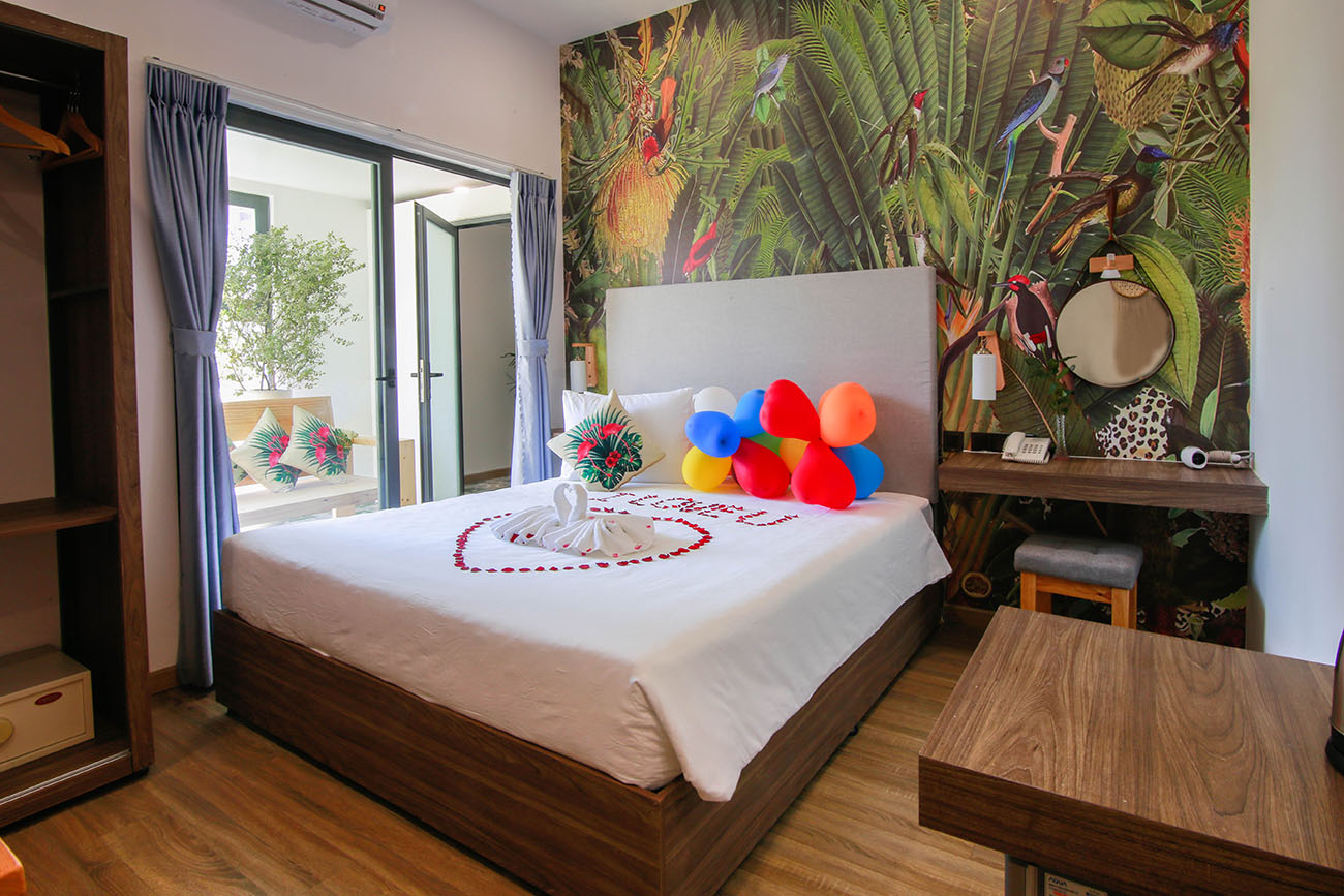 Double room (phòng 01 giường King 1,8 mét)