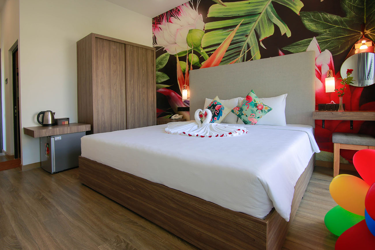 Deluxe Double room (phòng 01 giường Super King 2 mét)