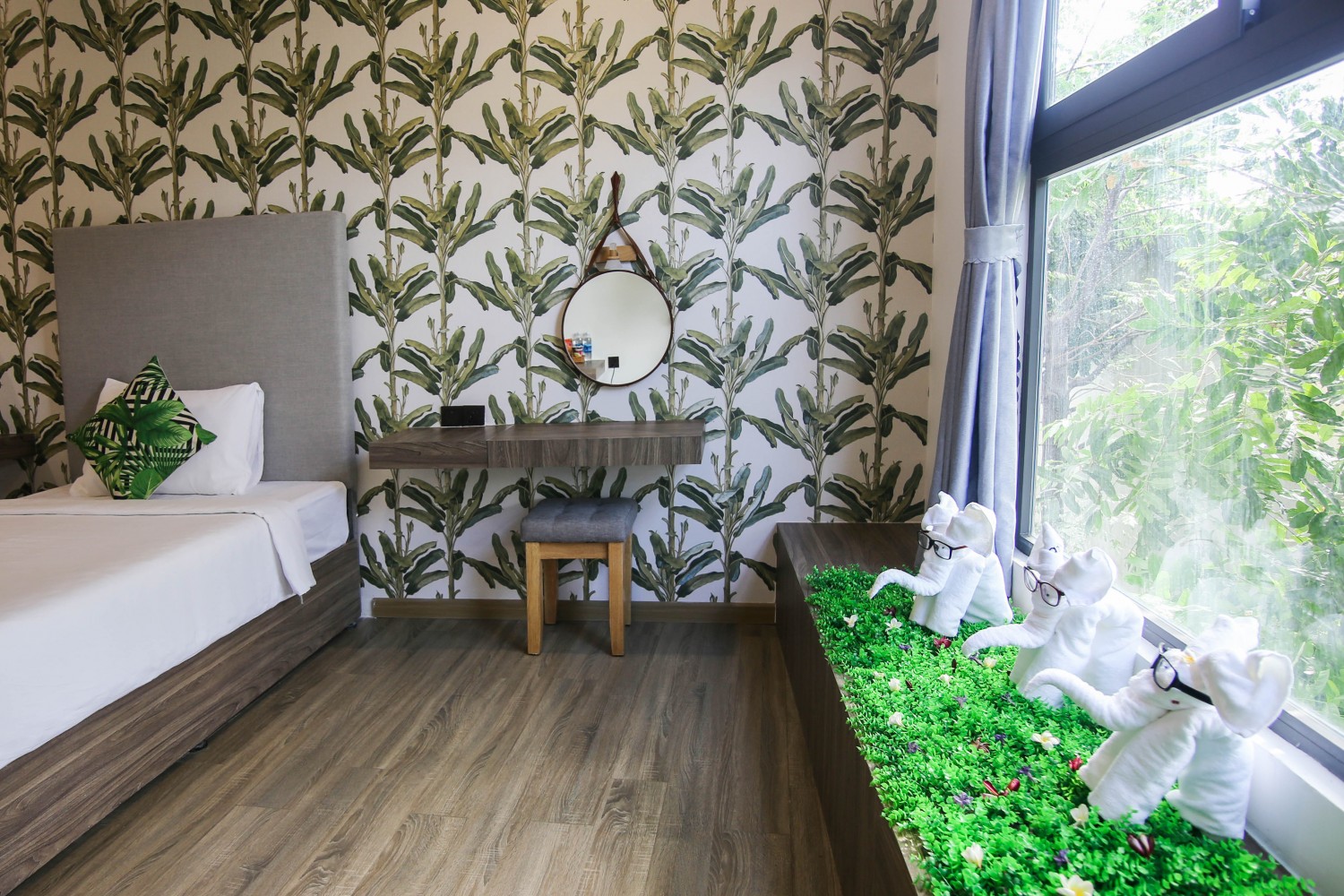 Triple room (phòng 03 giường 1,2 mét)