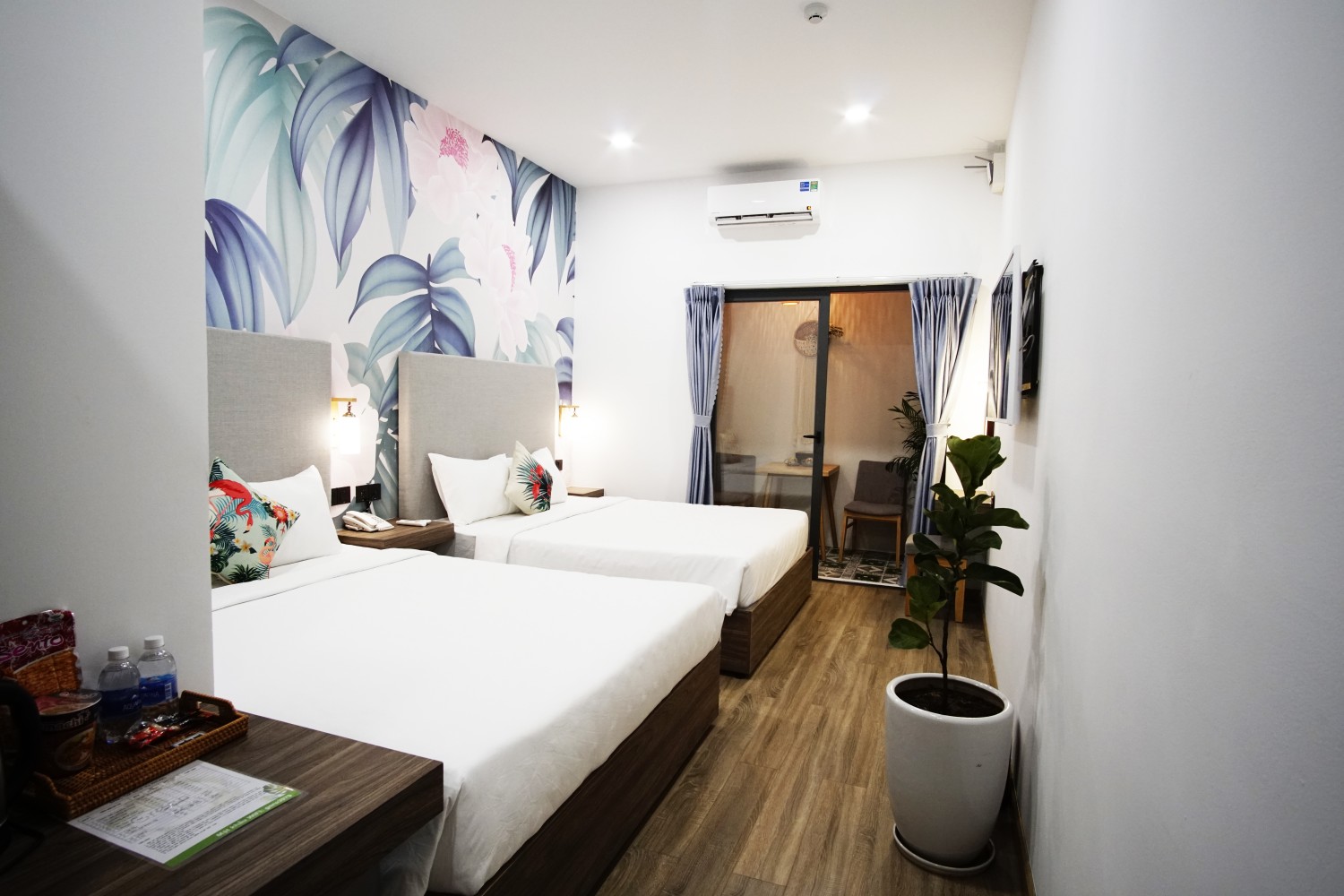 Twin room (phòng 02 giường Queen 1,6 mét)